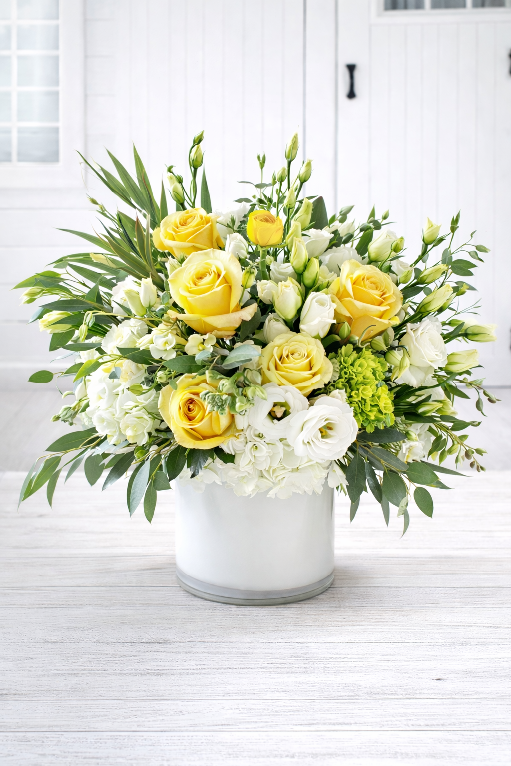 Chic Love Arrangement