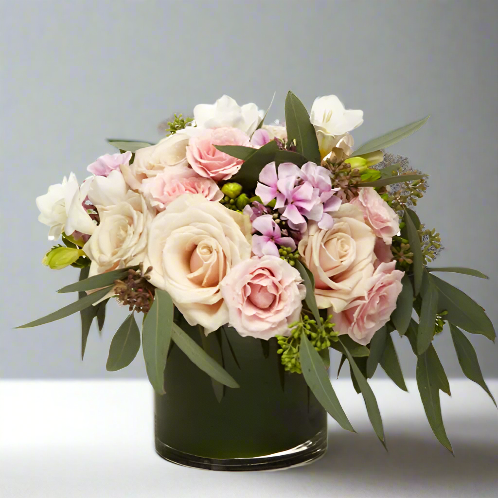Rose flower arrangement